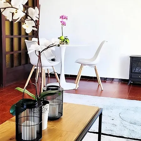 Apartment Pool & Seaview Beachside Athens